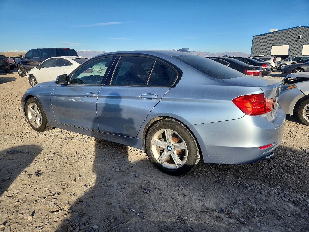 BMW Seria 3 - zdjęcie 2