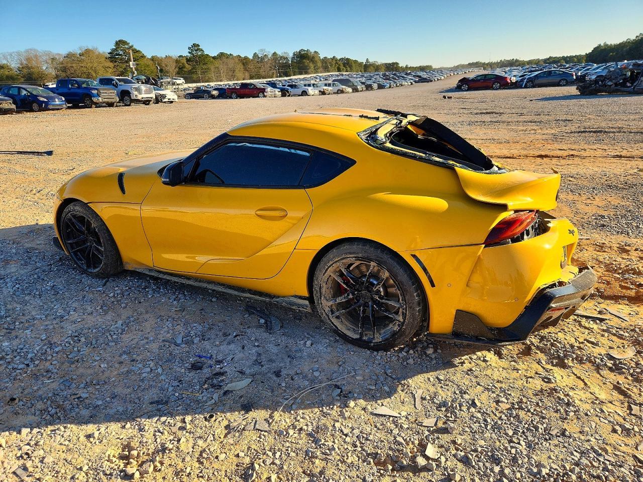 2021 Toyota Supra Base - zdjęcie 2