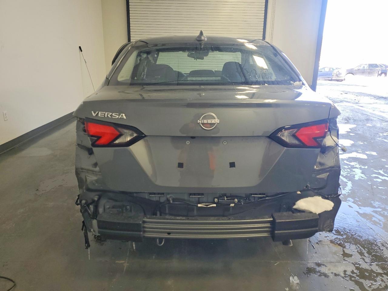 2025 Nissan Versa Sv - zdjęcie 6