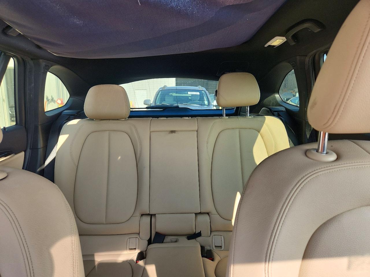 2016 BMW X1 xDrive28I - zdjęcie 10