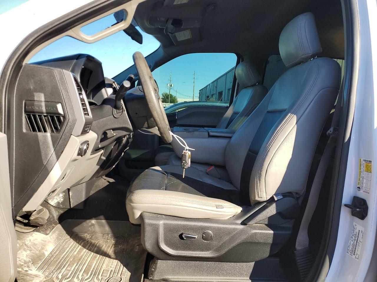 2019 Ford F250 Super Duty - zdjęcie 7