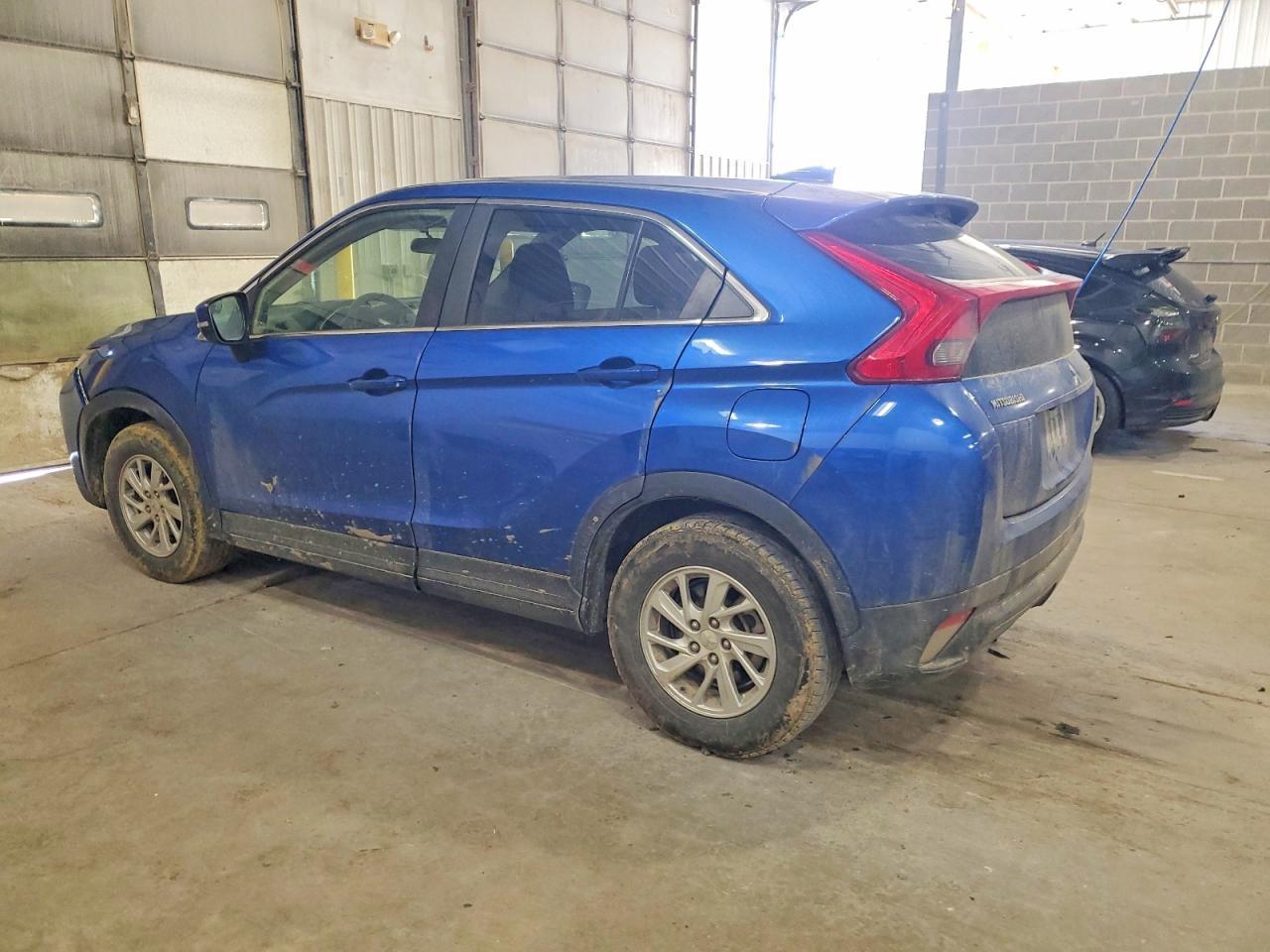 2019 Mitsubishi Eclipse Cross Es - zdjęcie 2