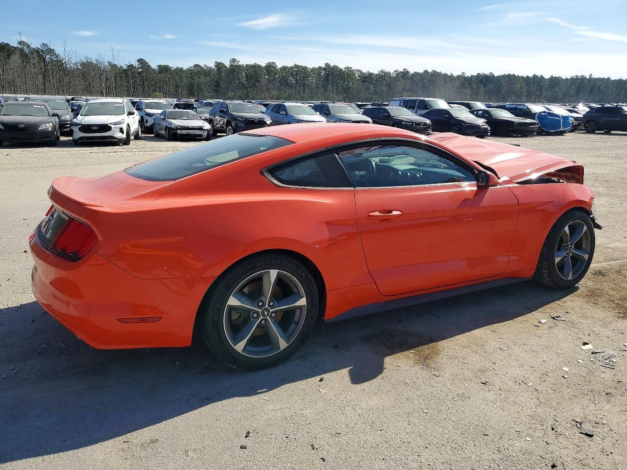 2016 Ford Mustang - zdjęcie 3