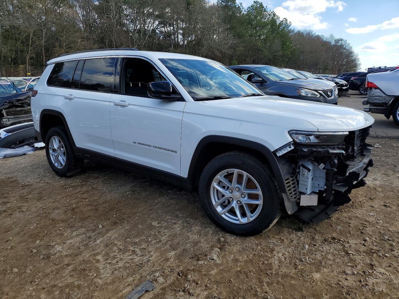 2025 Jeep Grand Cherokee L Laredo - zdjęcie 4