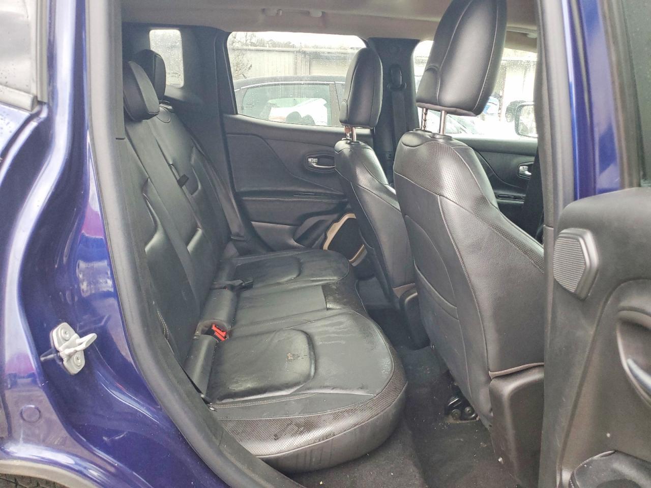 2016 Jeep Renegade Limited - zdjęcie 10