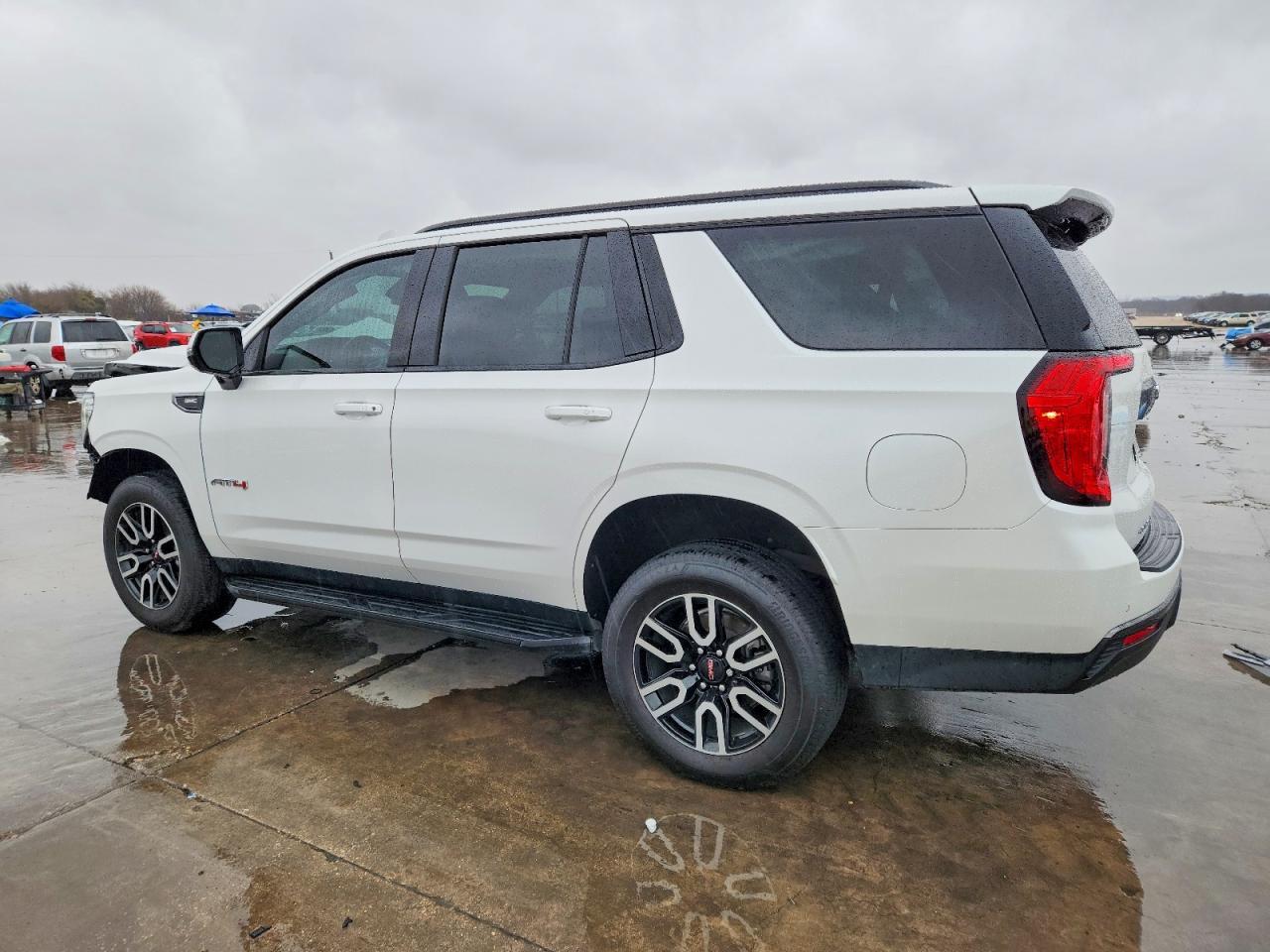 2023 GMC Yukon At4 - zdjęcie 2