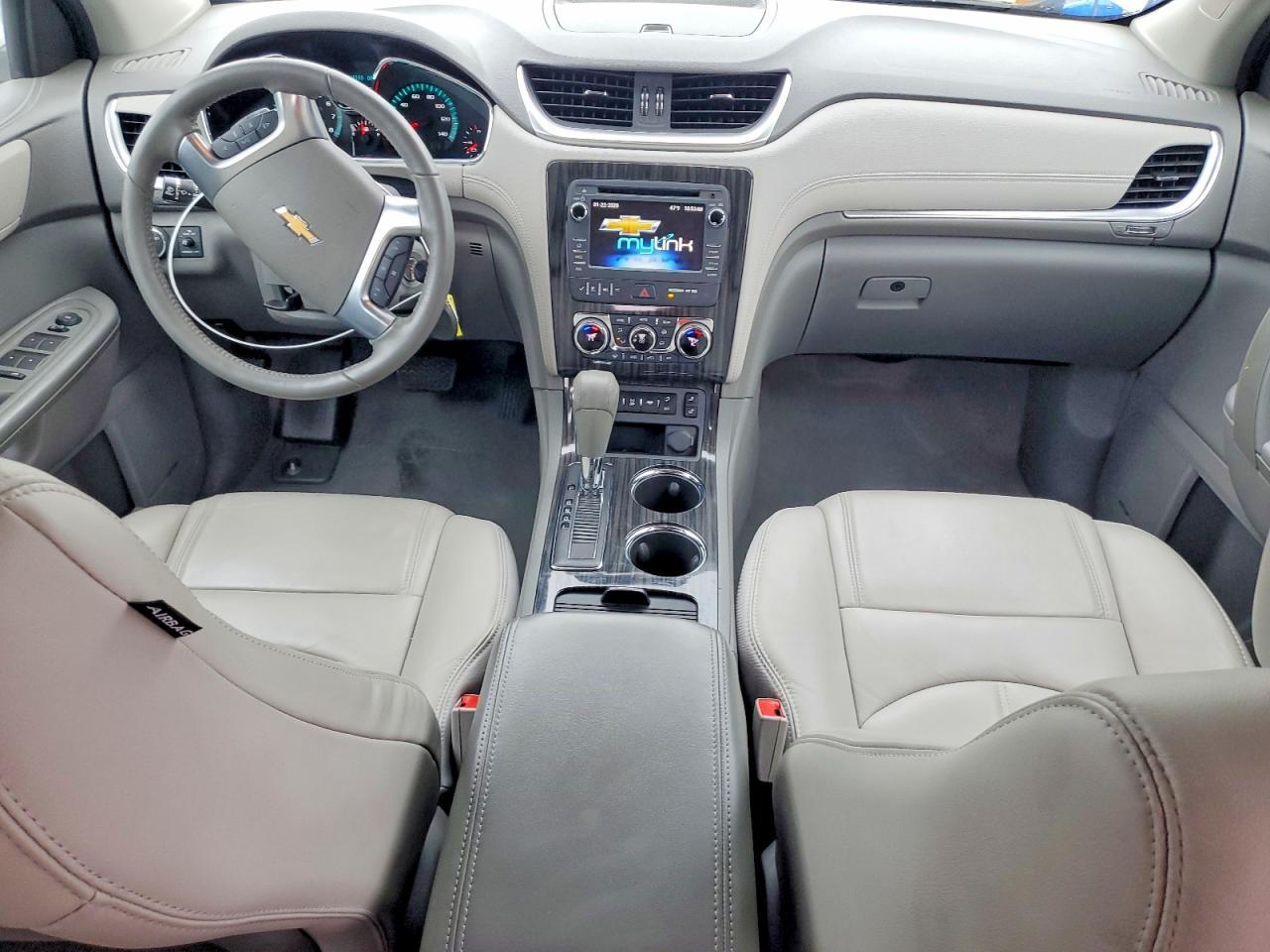 2014 Chevrolet Traverse Lt - zdjęcie 8