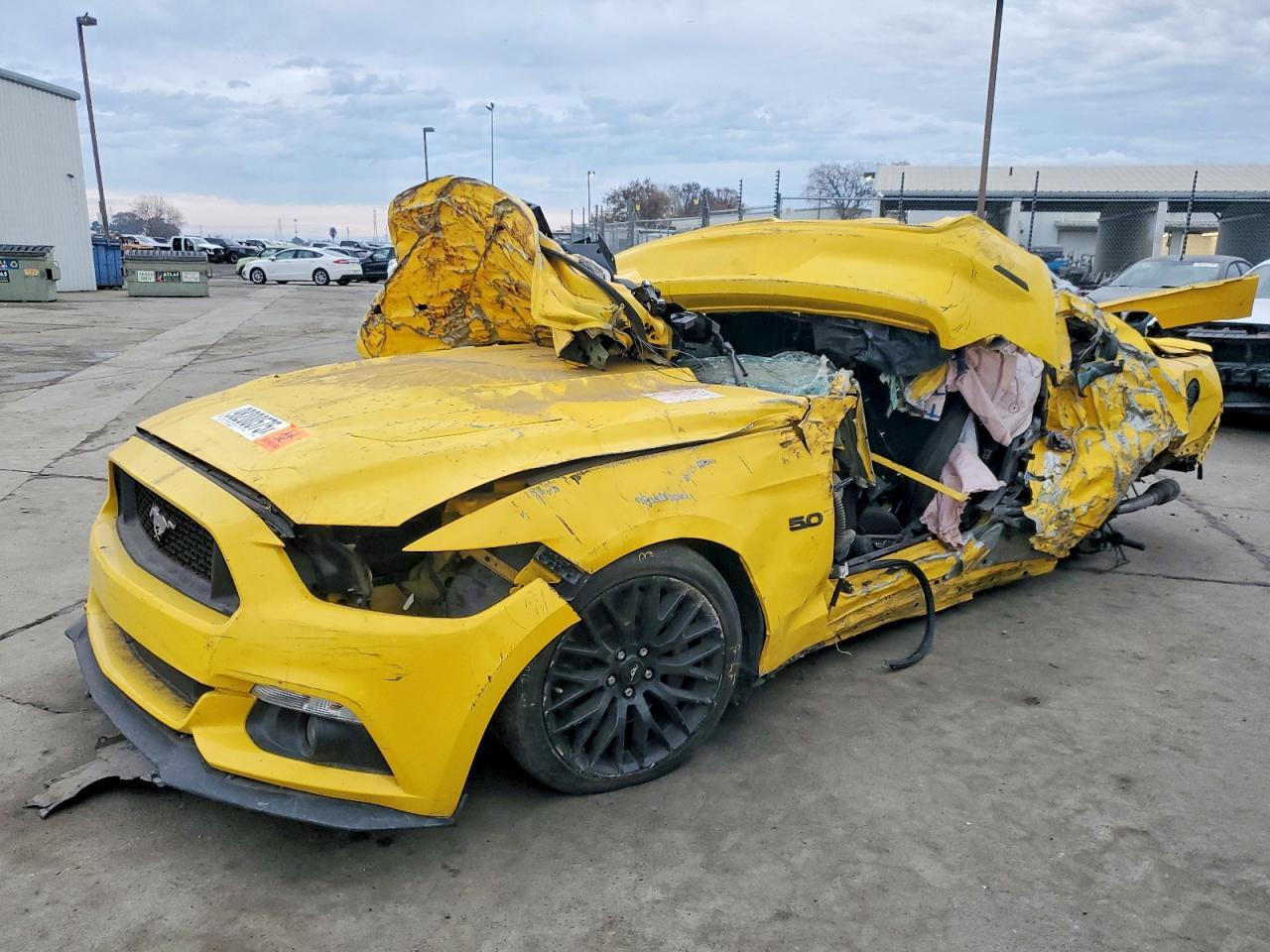 2016 Ford Mustang - zdjęcie główne