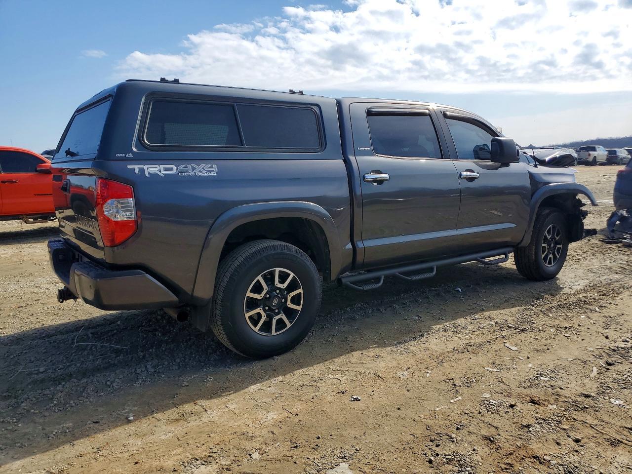 2016 Toyota Tundra Crewmax Limited - zdjęcie 3
