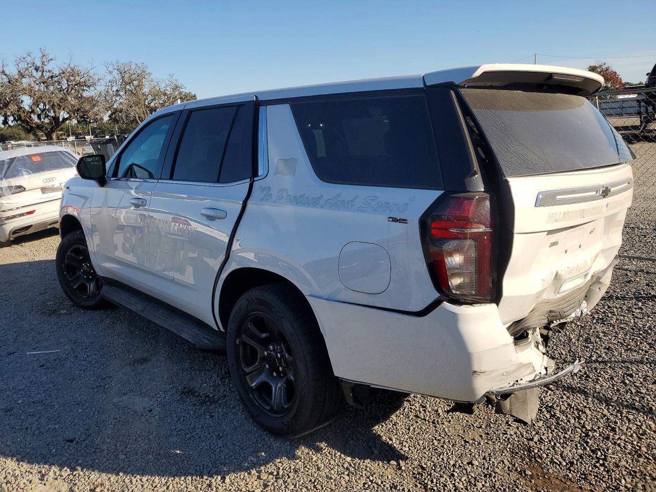 2024 Chevrolet Tahoe C1500 - zdjęcie 2