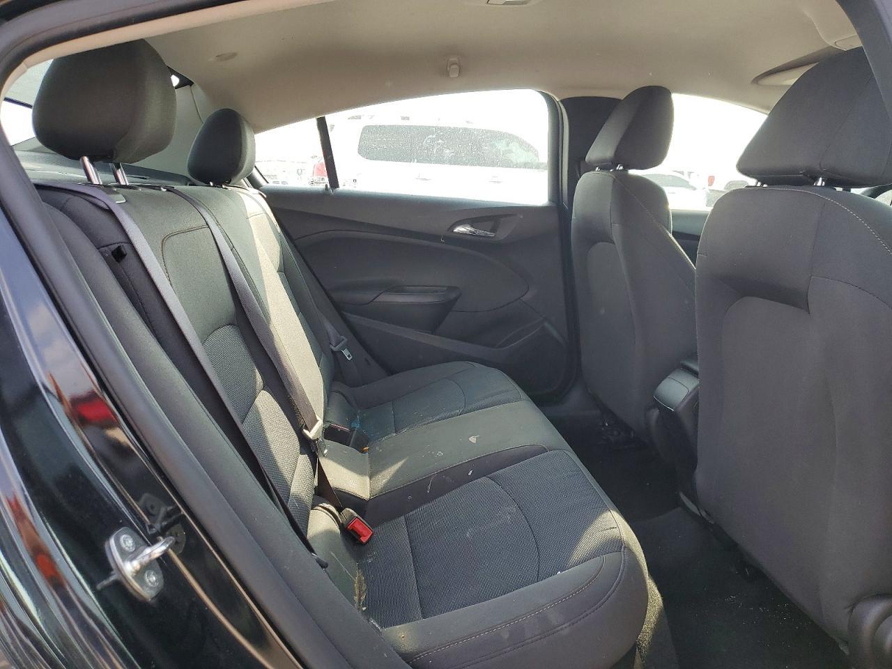 2016 Chevrolet Cruze Ls - zdjęcie 10