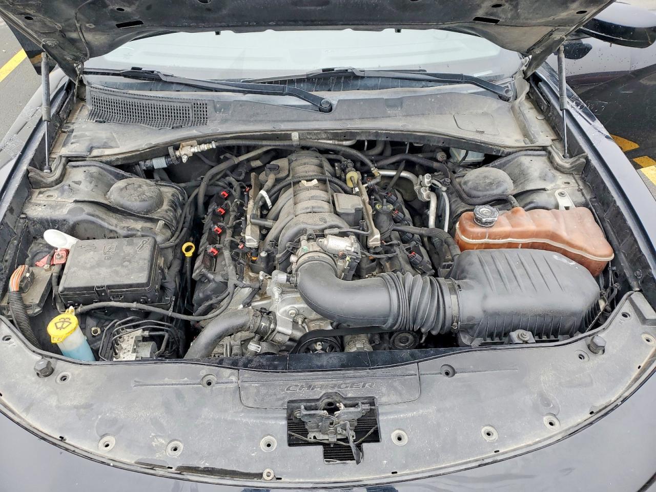 2019 Dodge Charger Police - zdjęcie 11