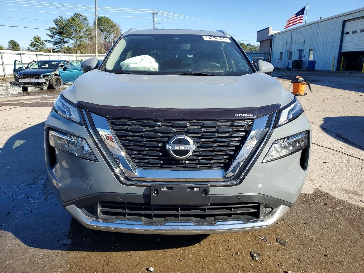 2023 Nissan Rogue Platinum - zdjęcie 5