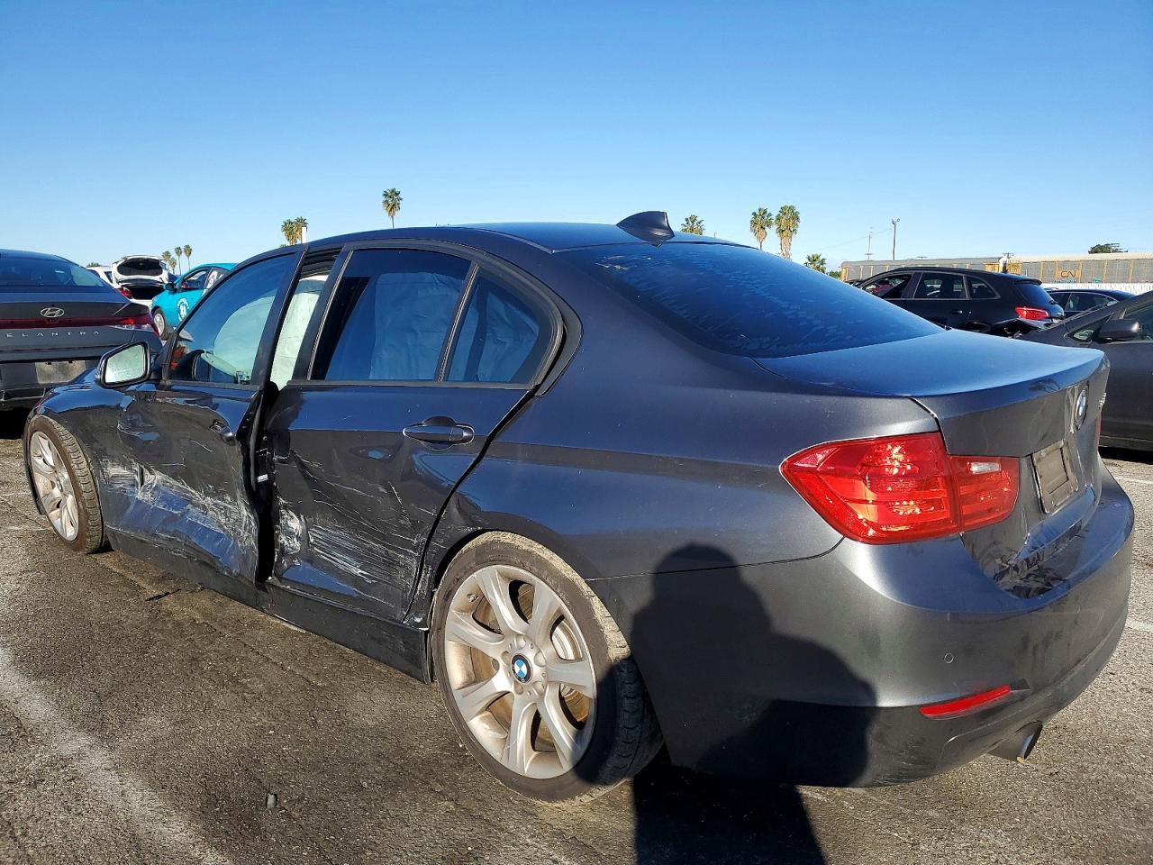 2014 BMW 335 I - zdjęcie 2