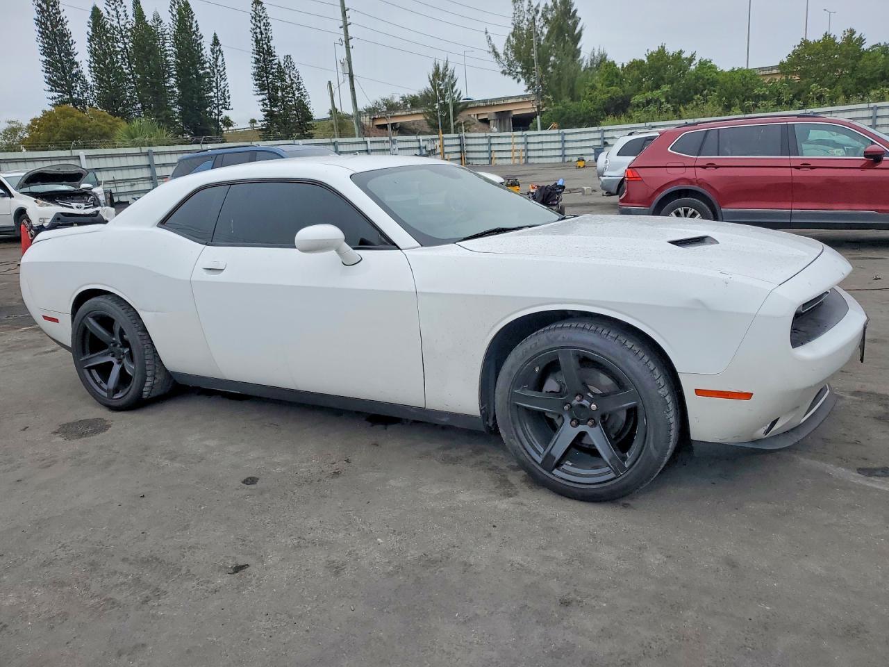 2018 Dodge Challenger Sxt - zdjęcie 4