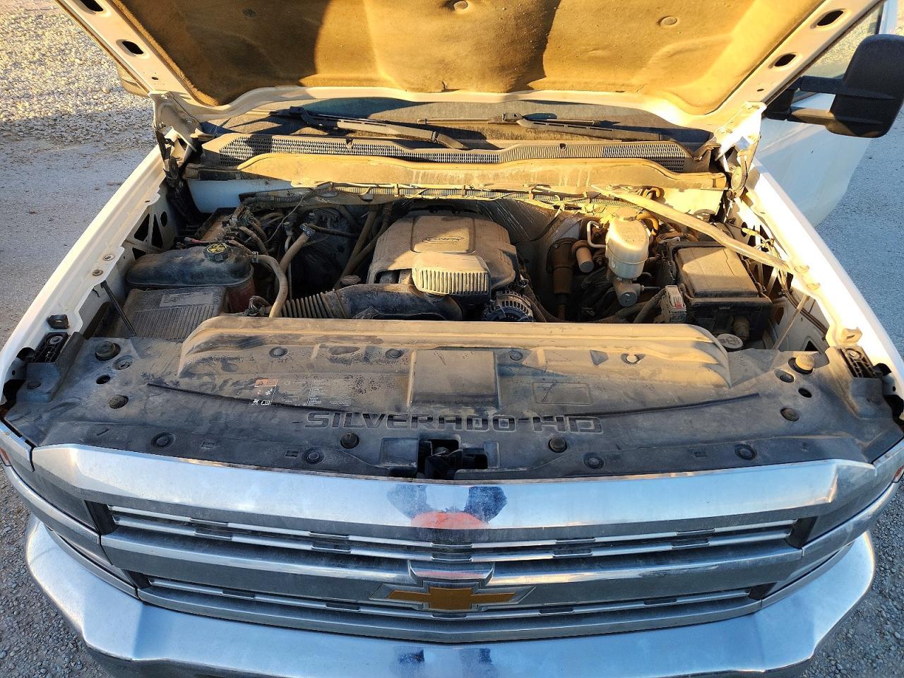 2016 Chevrolet Silverado C2500 Heavy Duty - zdjęcie 12