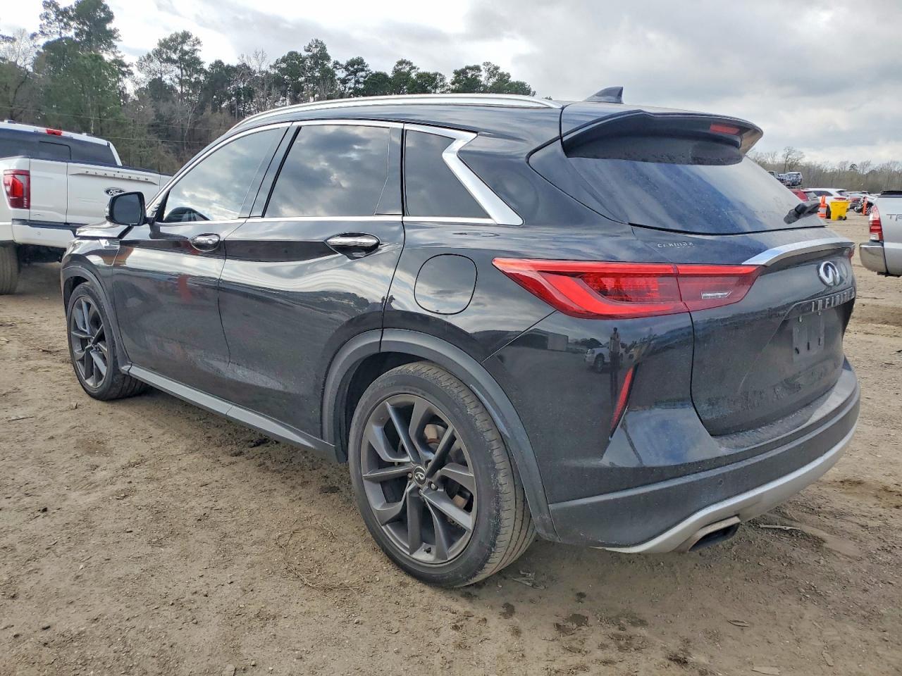 2019 Infiniti Qx50 Essential - zdjęcie 2