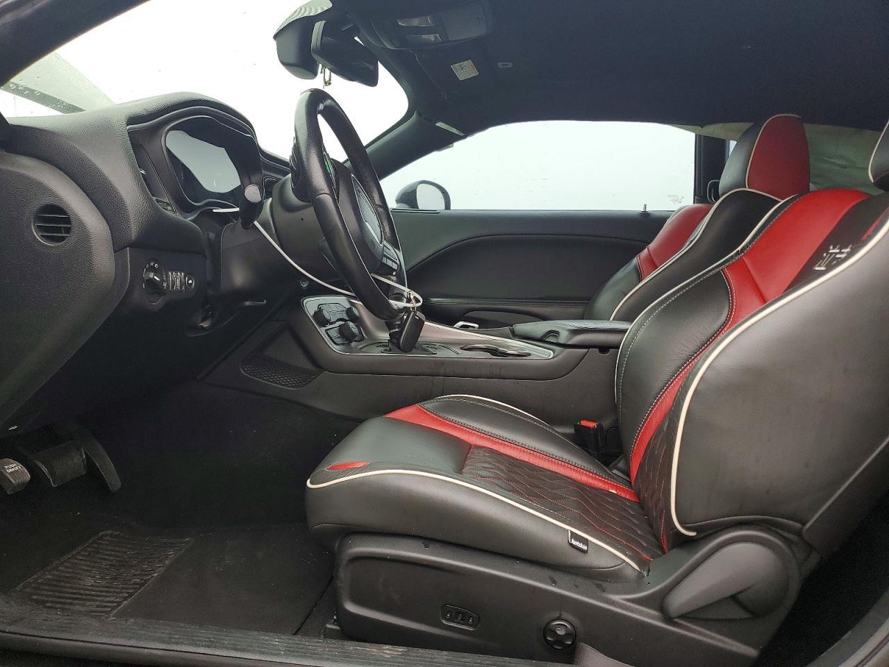 2019 Dodge Challenger R/T - zdjęcie 7