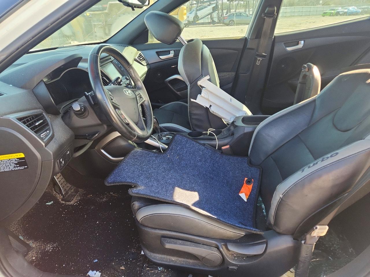 2016 Hyundai Veloster Turbo - zdjęcie 7