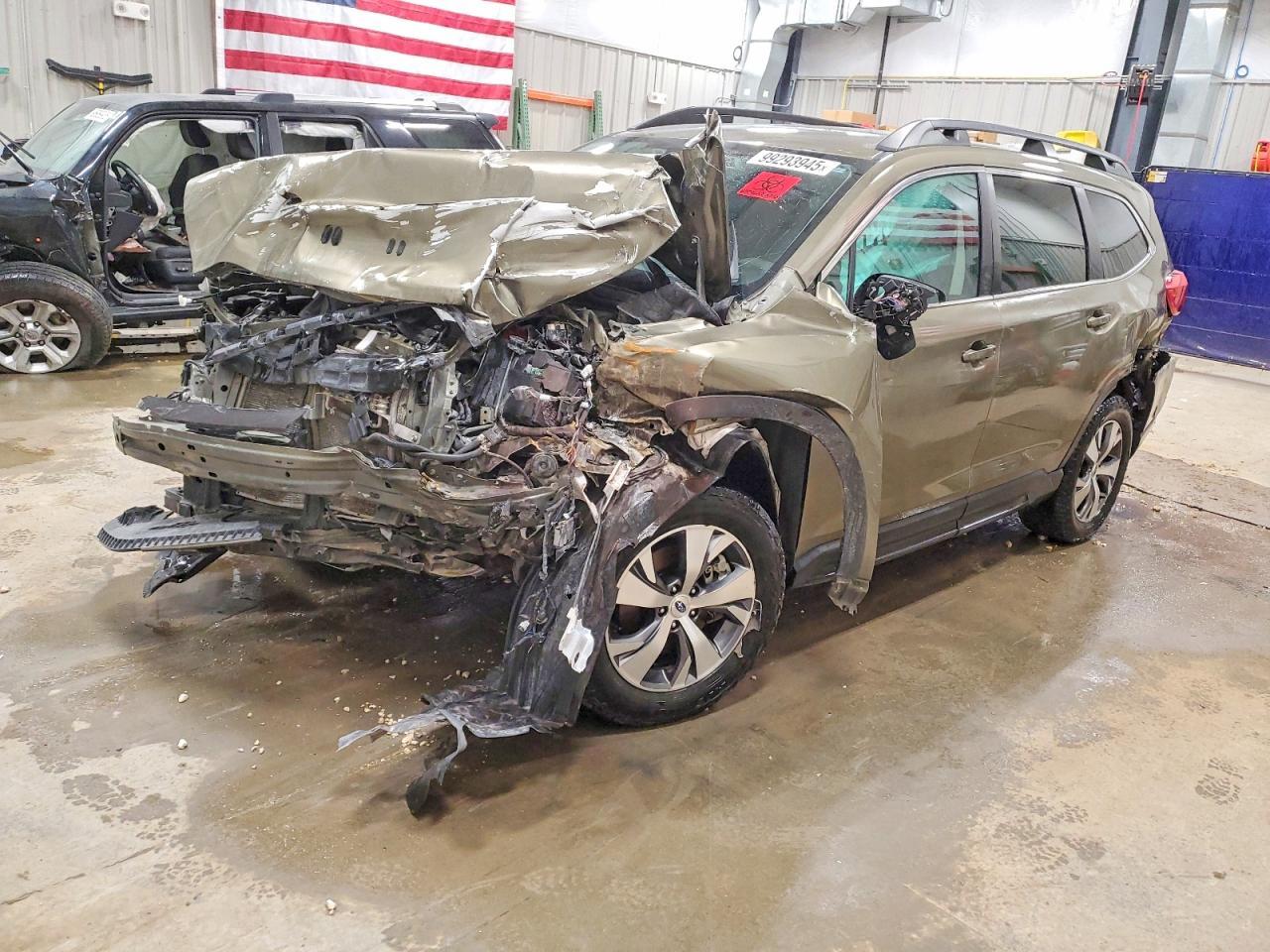 2022 Subaru Ascent Premium - zdjęcie główne