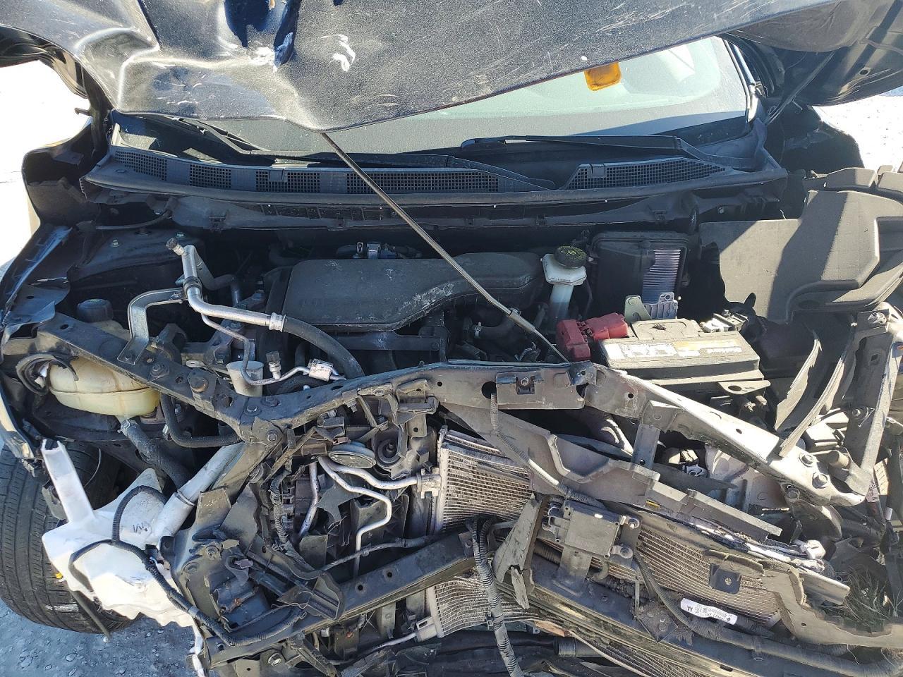 2020 Nissan Rogue Sport S - zdjęcie 12