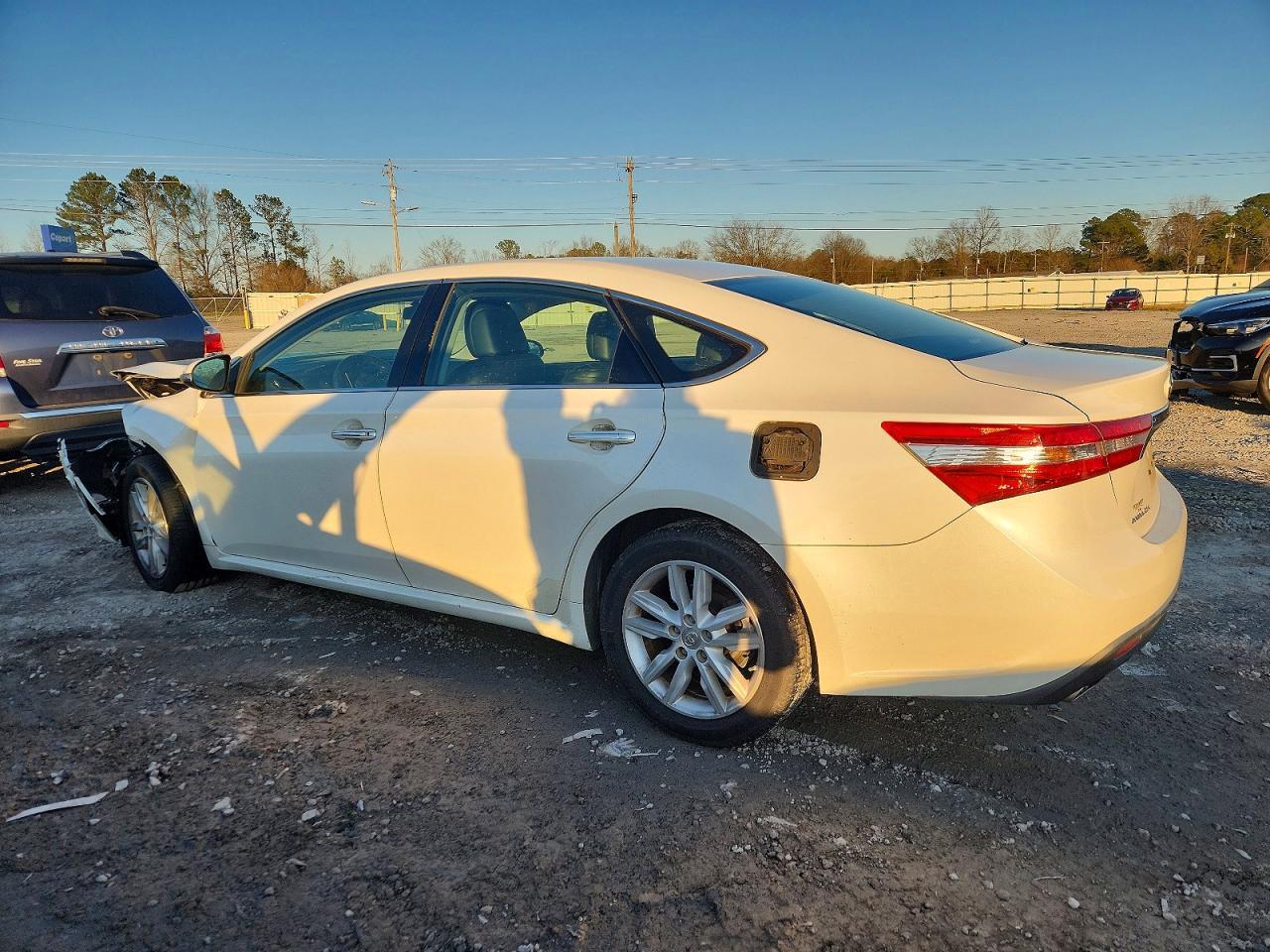 2014 Toyota Avalon Base - zdjęcie 2
