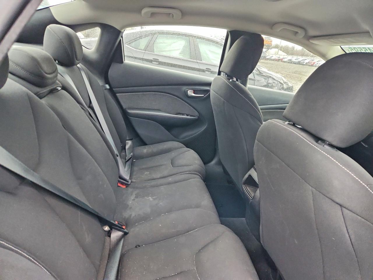 2013 Dodge Dart Sxt - zdjęcie 10