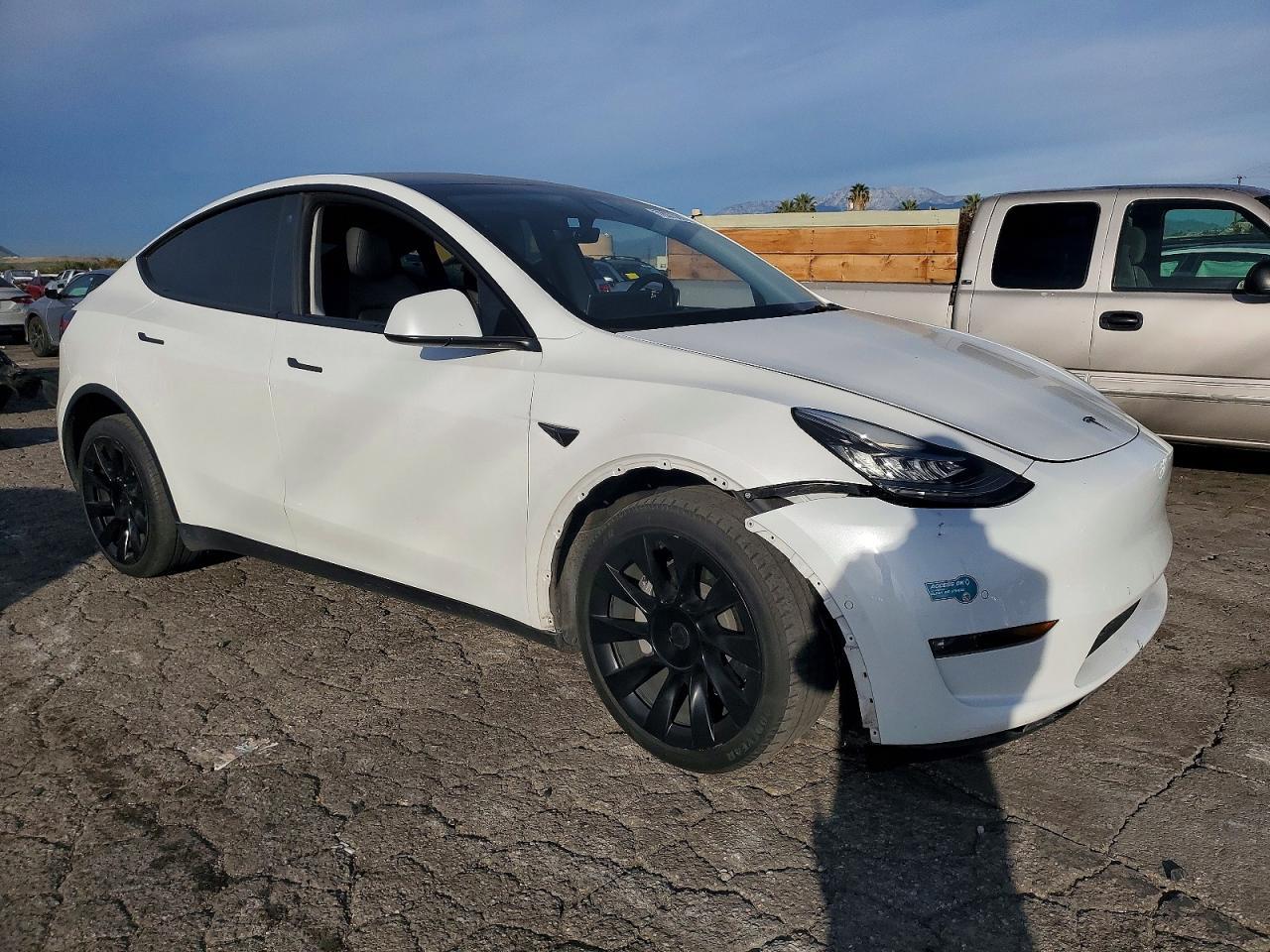 2022 Tesla Model Y - zdjęcie 4