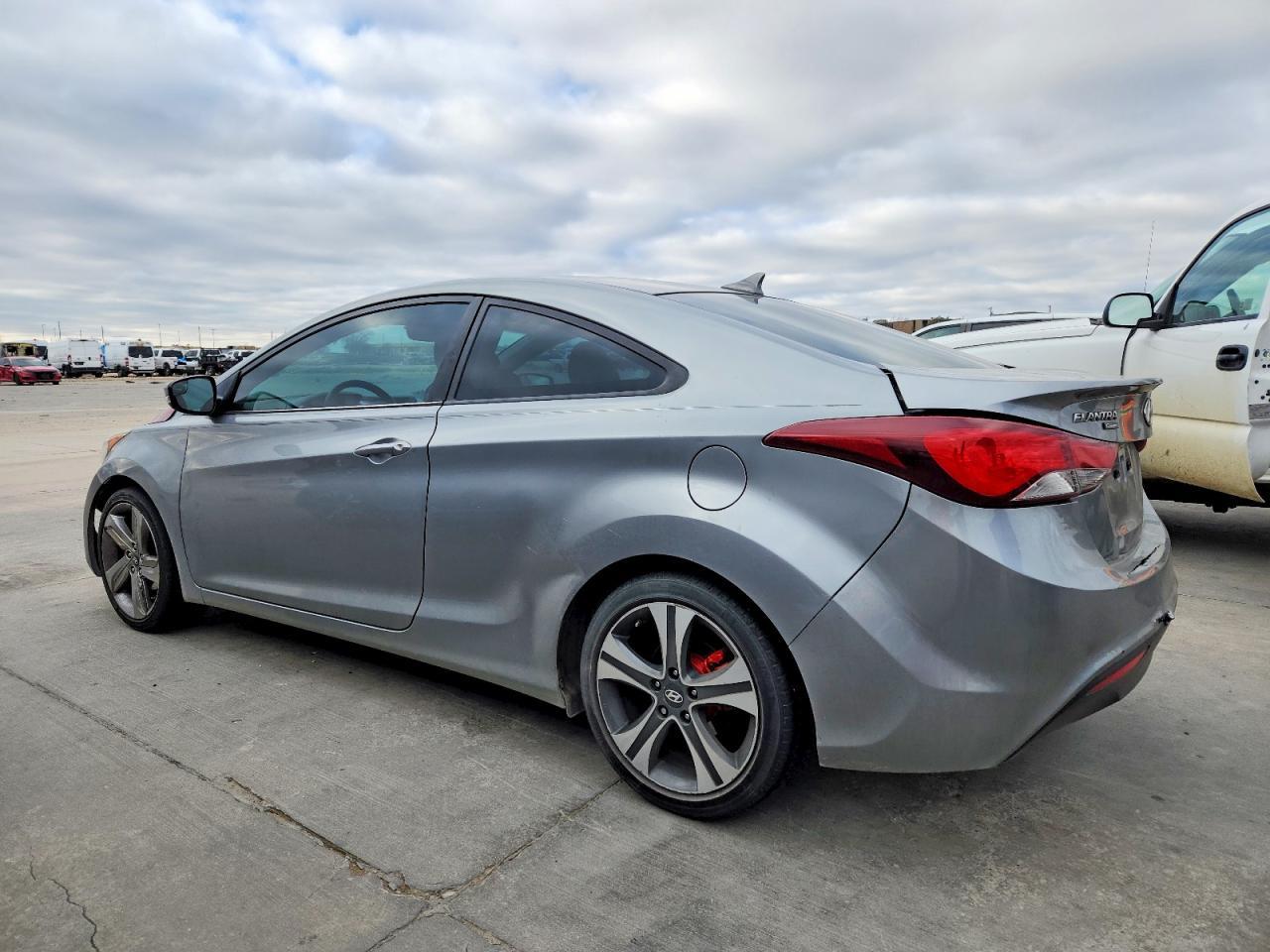 2014 Hyundai Elantra Coupe Gs - zdjęcie 2