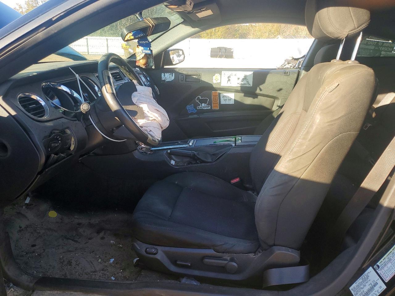 2014 Ford Mustang - zdjęcie 7