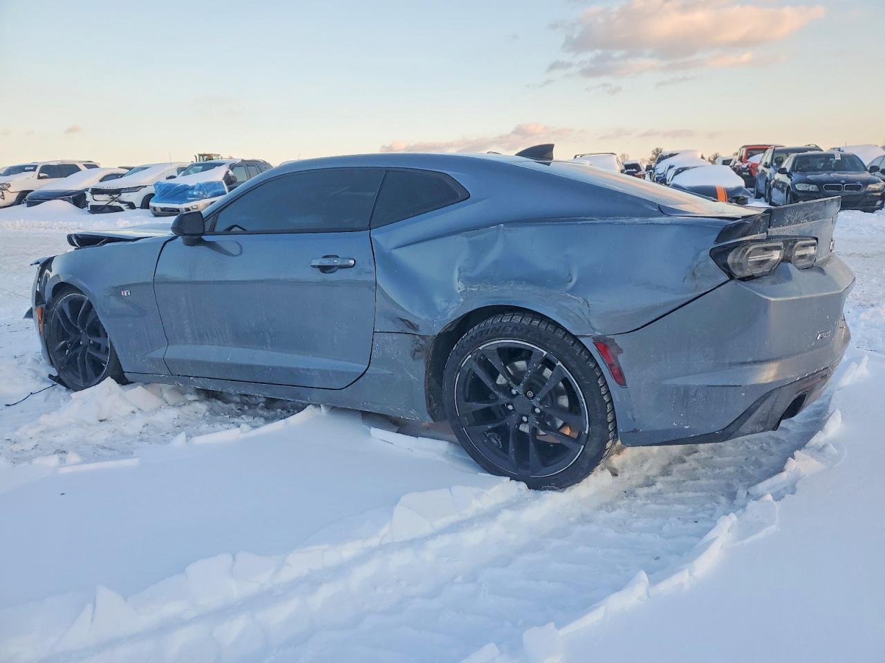 2019 Chevrolet Camaro Ls - zdjęcie 2
