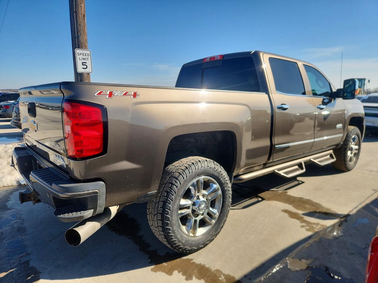 2015 Chevrolet Silverado K2500 High Country - zdjęcie 3