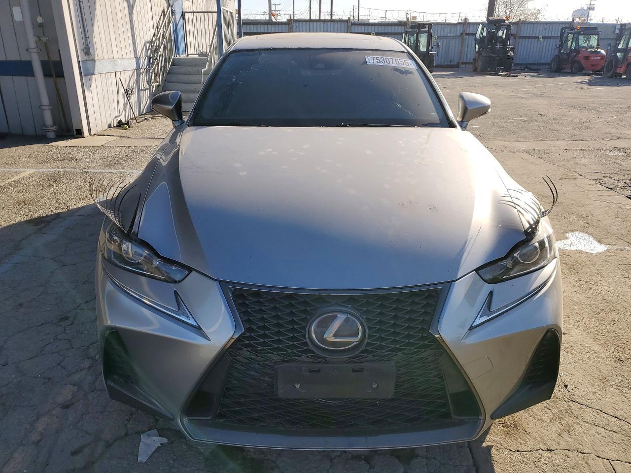 2017 Lexus Is 200T Base - zdjęcie 5