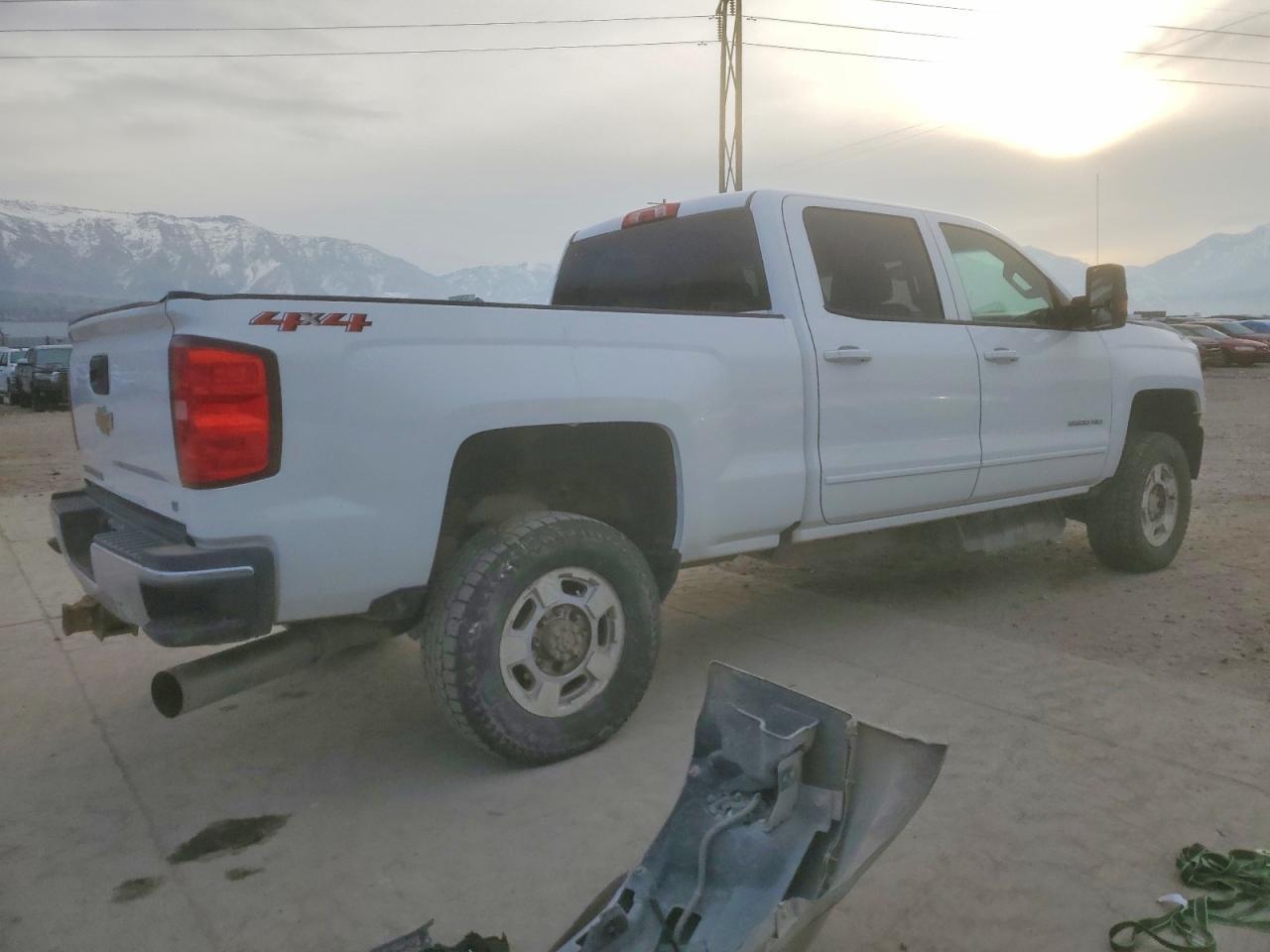 2018 Chevrolet Silverado K2500 Heavy Duty Lt - zdjęcie 3