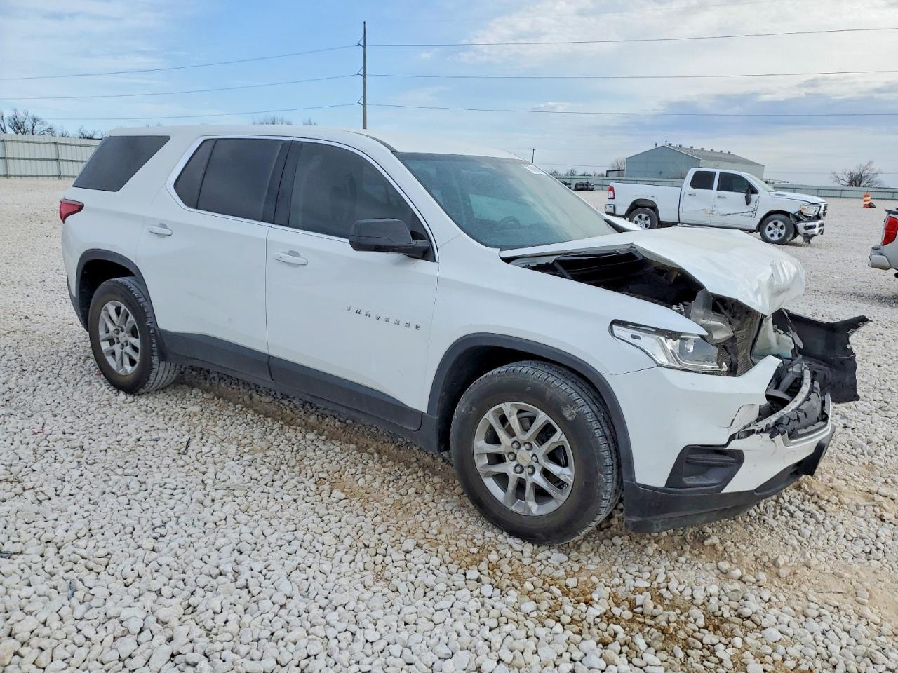 2019 Chevrolet Traverse Ls - zdjęcie 4