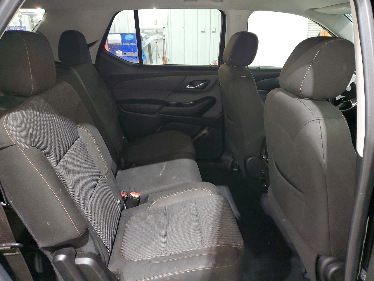 2020 Chevrolet Traverse Ls - zdjęcie 11