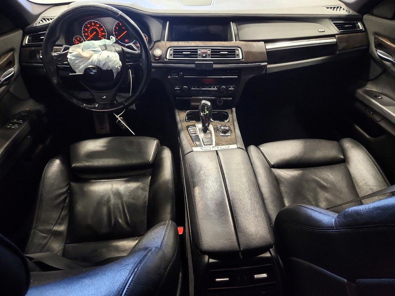 2013 BMW 740 I - zdjęcie 8