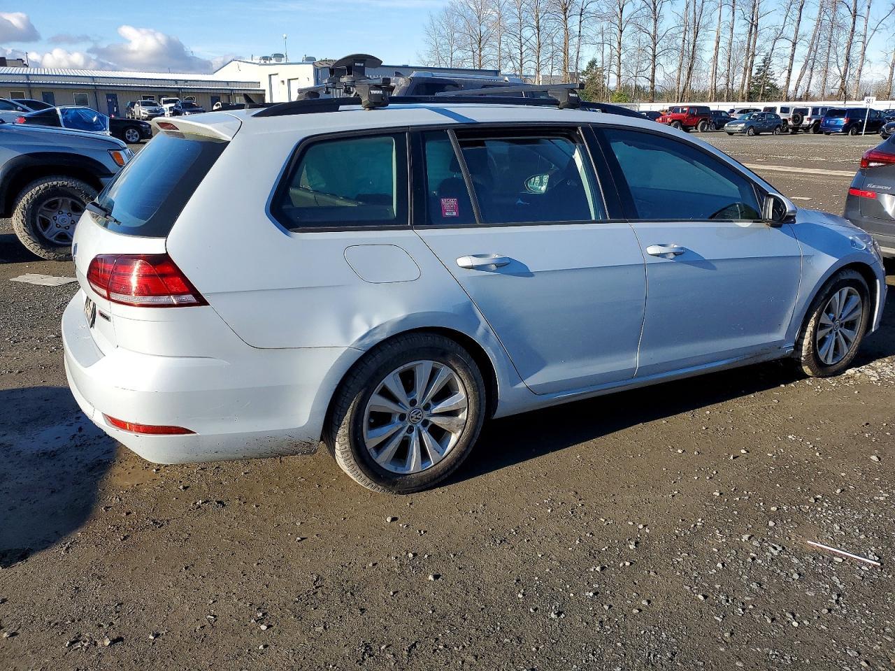 2019 Volkswagen Golf Sportwagen S - zdjęcie 3
