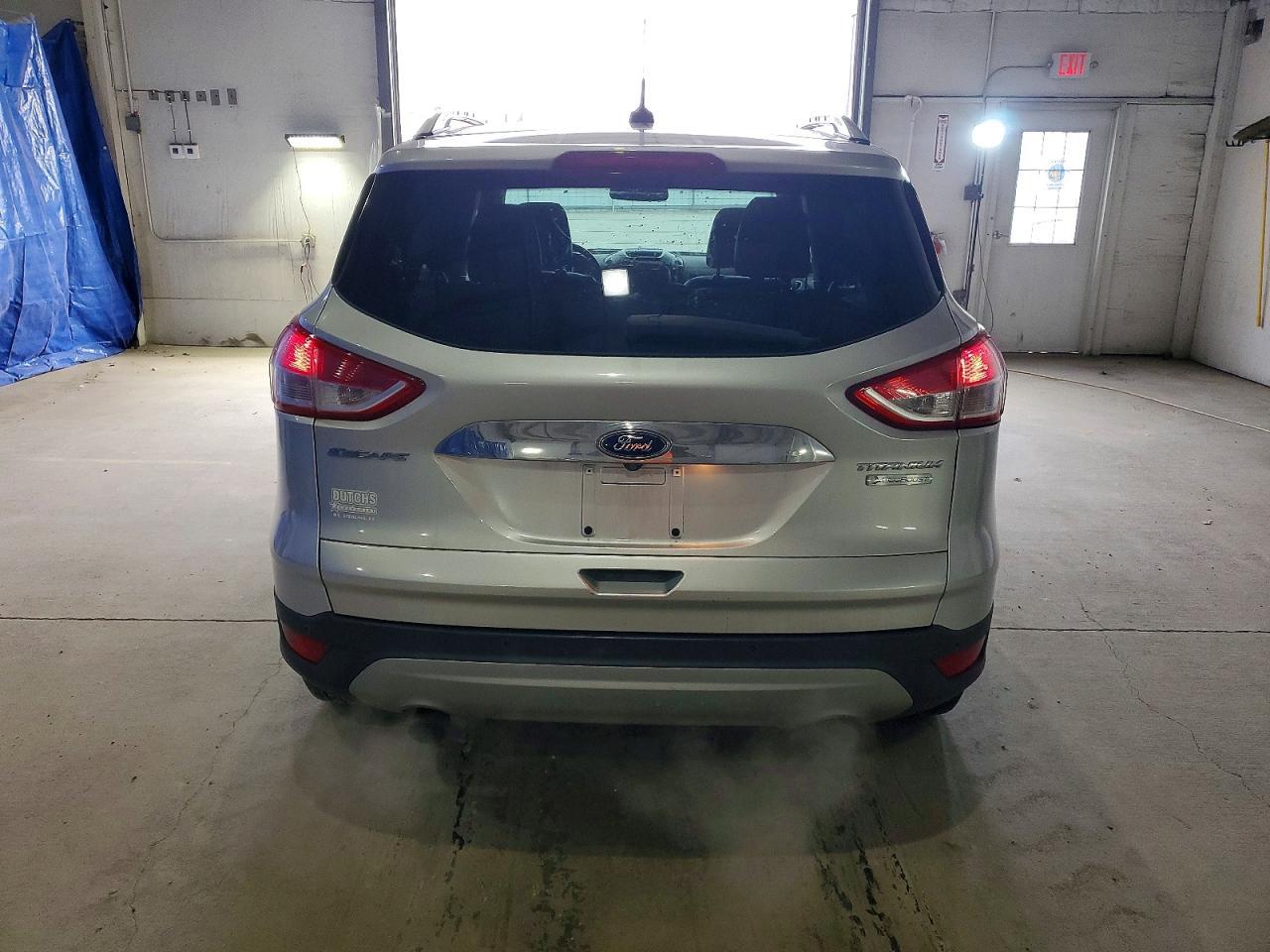 2015 Ford Escape Titanium - zdjęcie 6