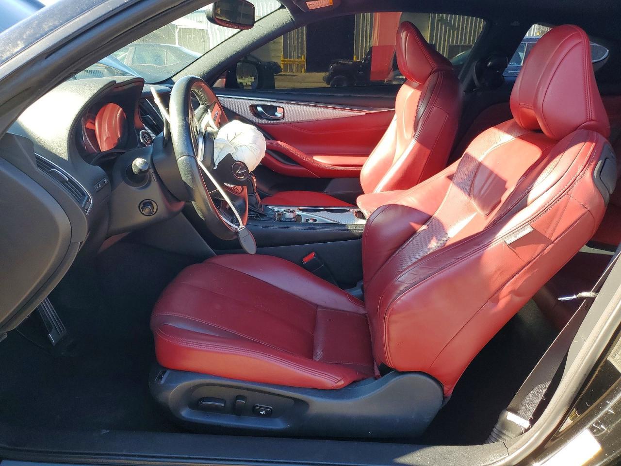 2018 Infiniti Q60 Luxe 300 - zdjęcie 7