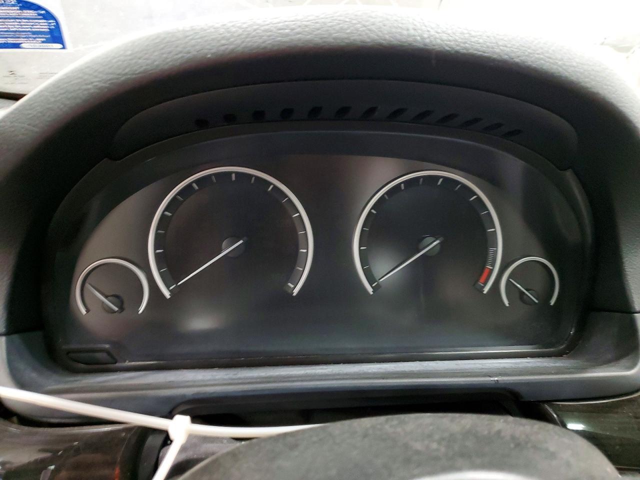 2013 BMW 535 Xi - zdjęcie 9