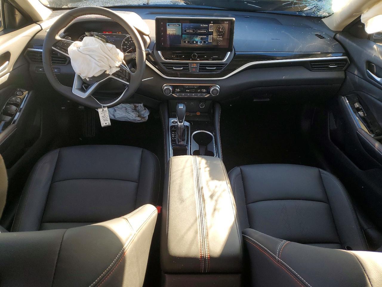 2025 Nissan Altima Sr - zdjęcie 8