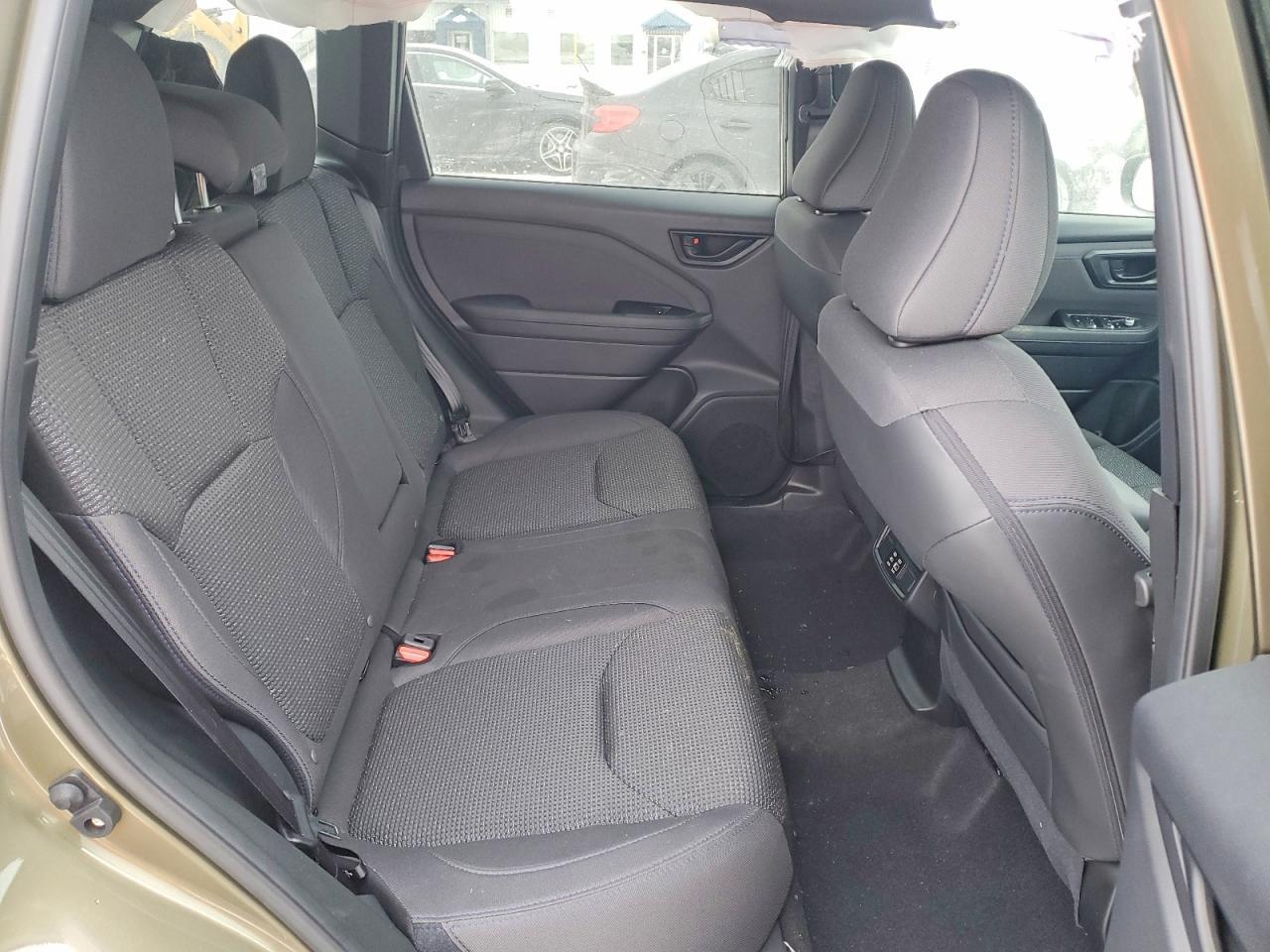 2025 Subaru Forester Premium - zdjęcie 10