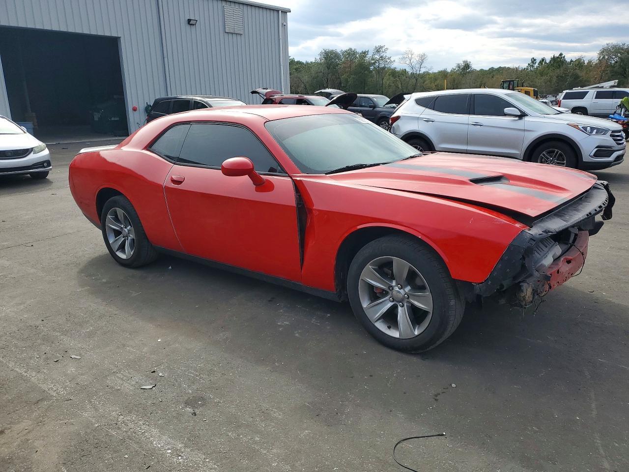 2015 Dodge Challenger Sxt - zdjęcie 4