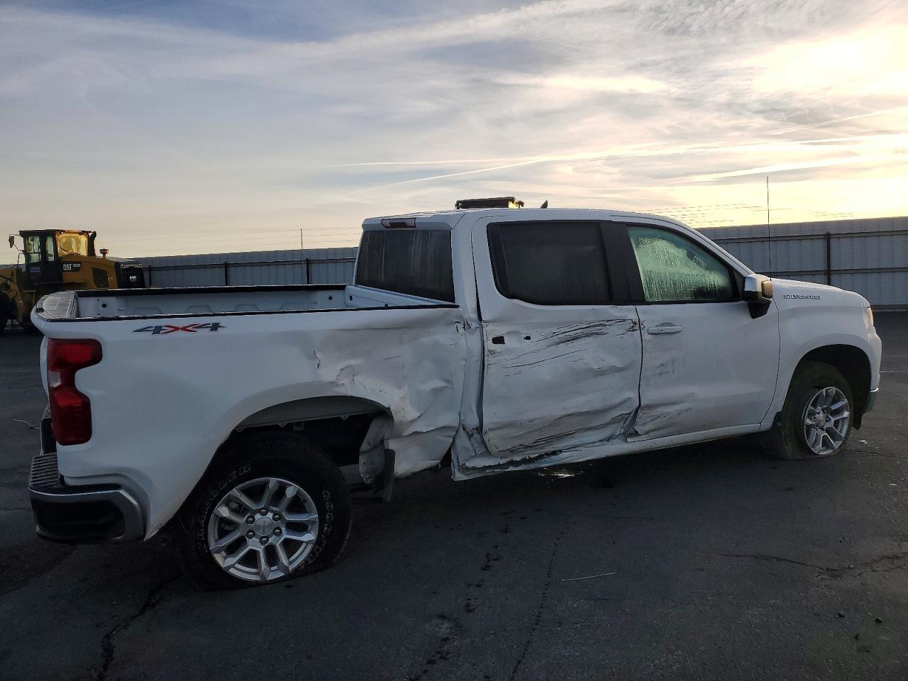 2025 Chevrolet Silverado K1500 Lt - zdjęcie 3