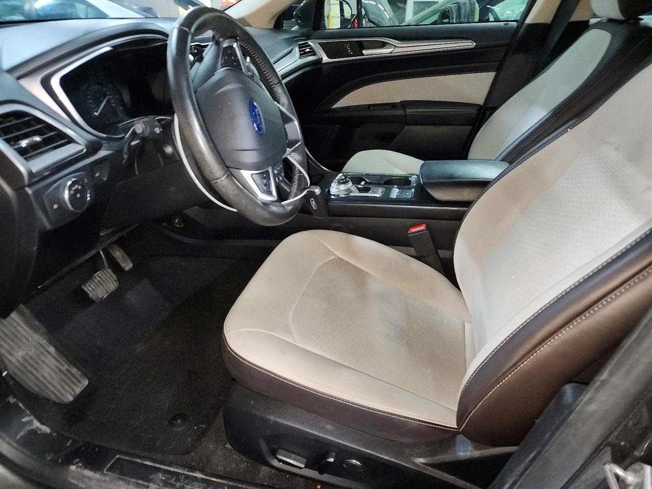 2019 Ford Fusion Se - zdjęcie 7