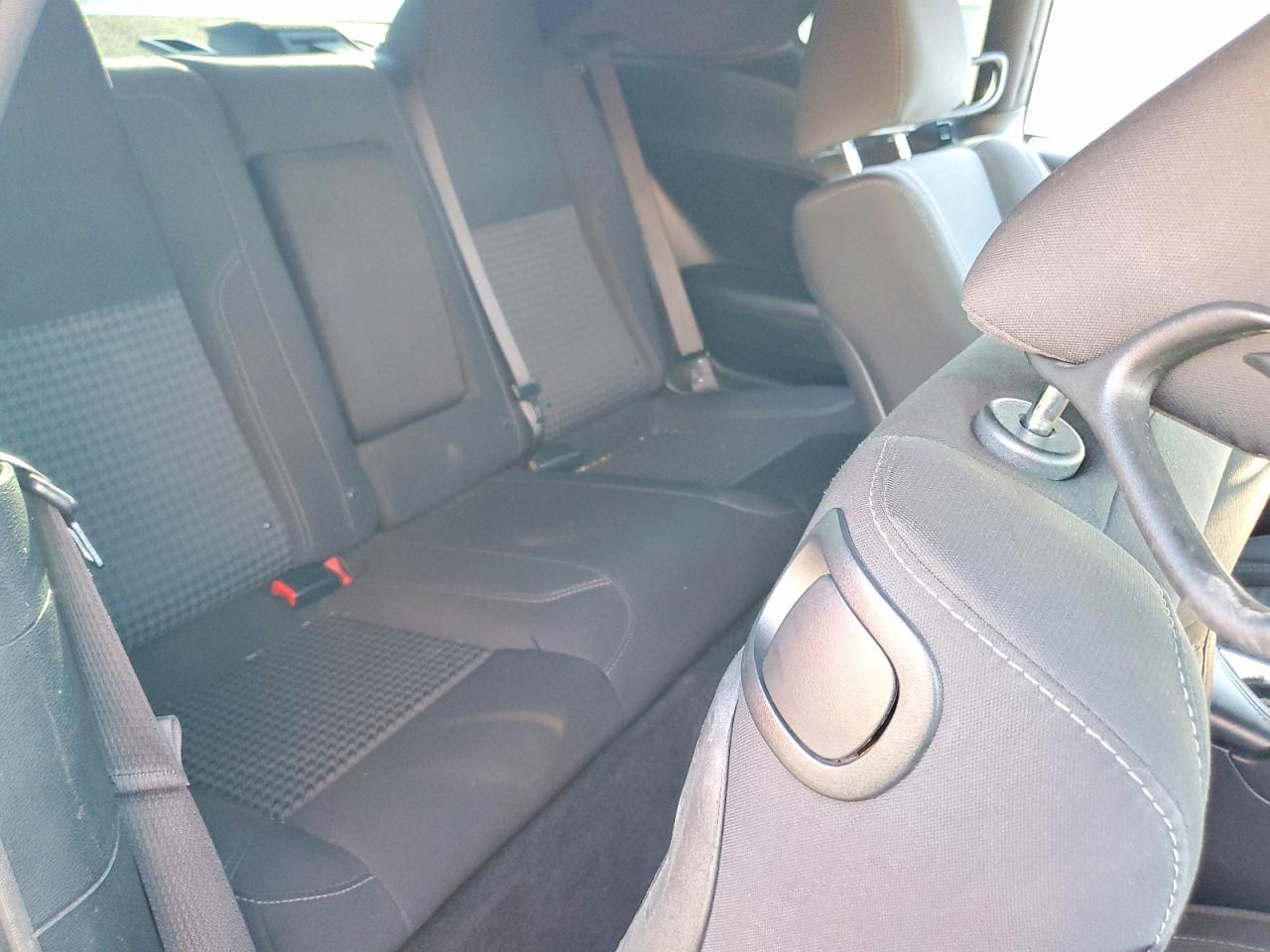 2016 Dodge Challenger Sxt - zdjęcie 10