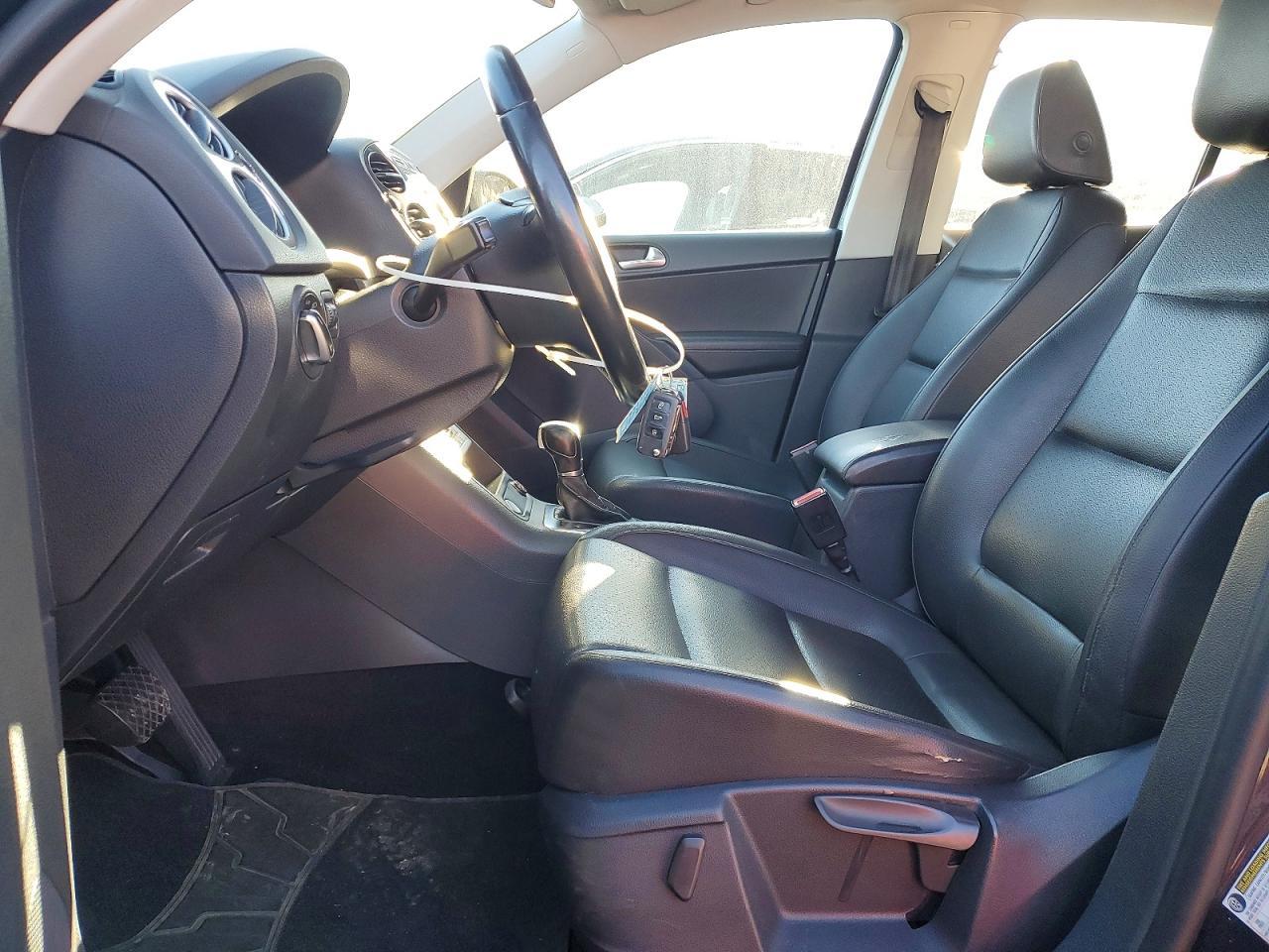 2016 Volkswagen Tiguan S - zdjęcie 7