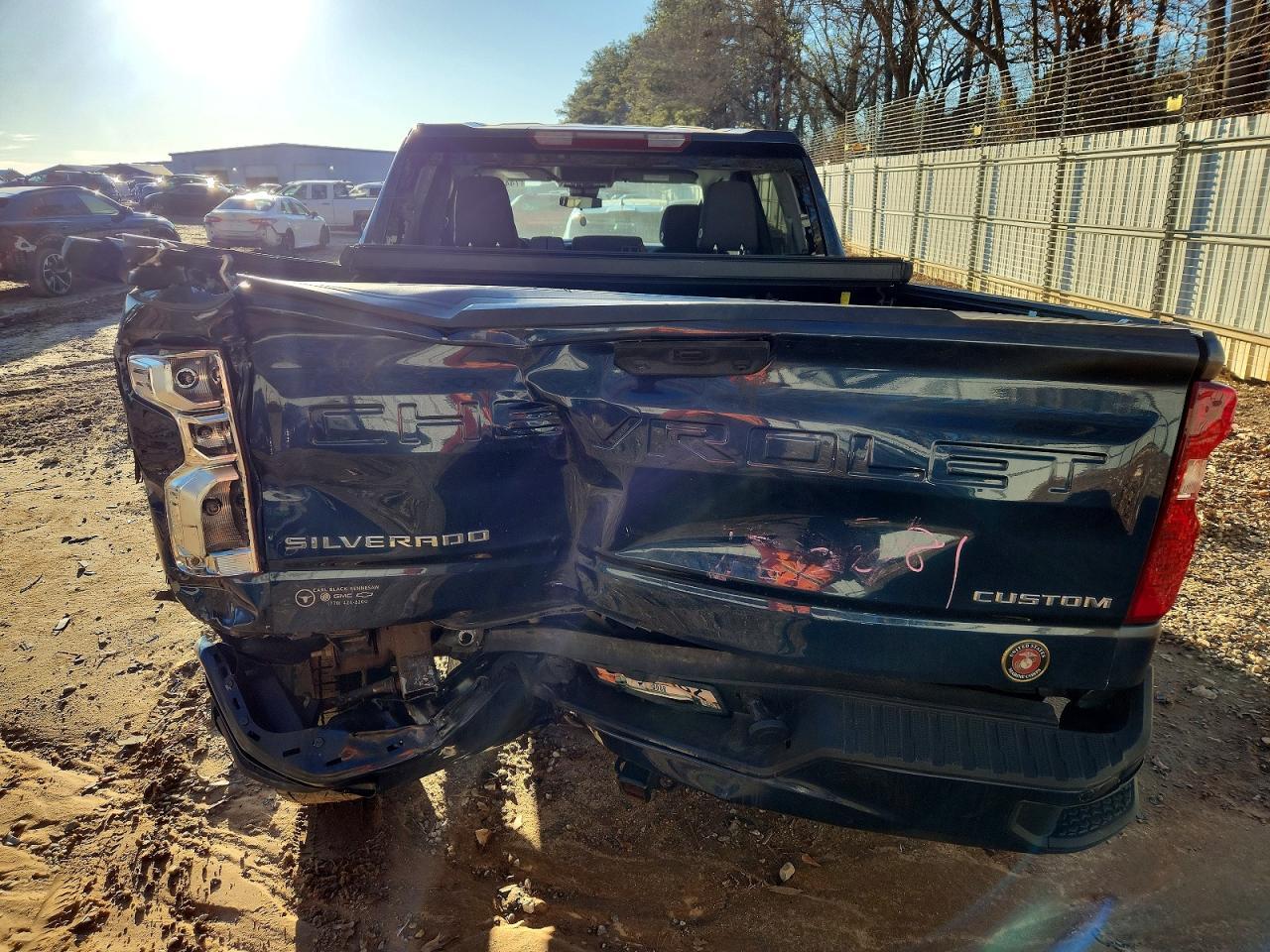 2023 Chevrolet Silverado K1500 Custom - zdjęcie 6