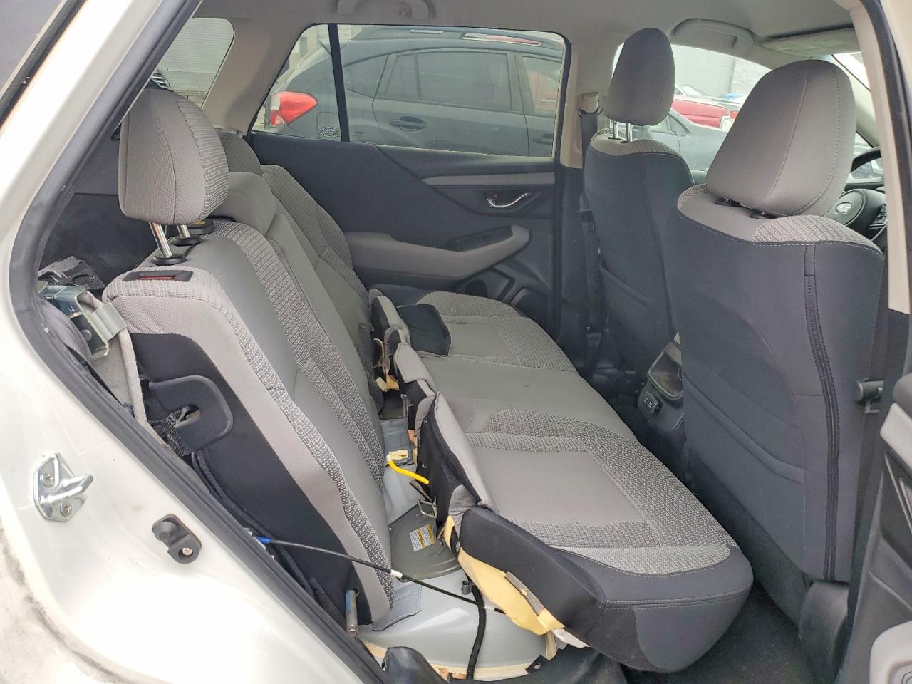 2021 Subaru Outback Premium - zdjęcie 11